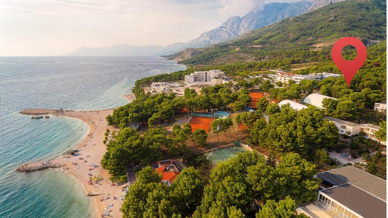Apartments And Mobile Homes Makarska Esterno foto